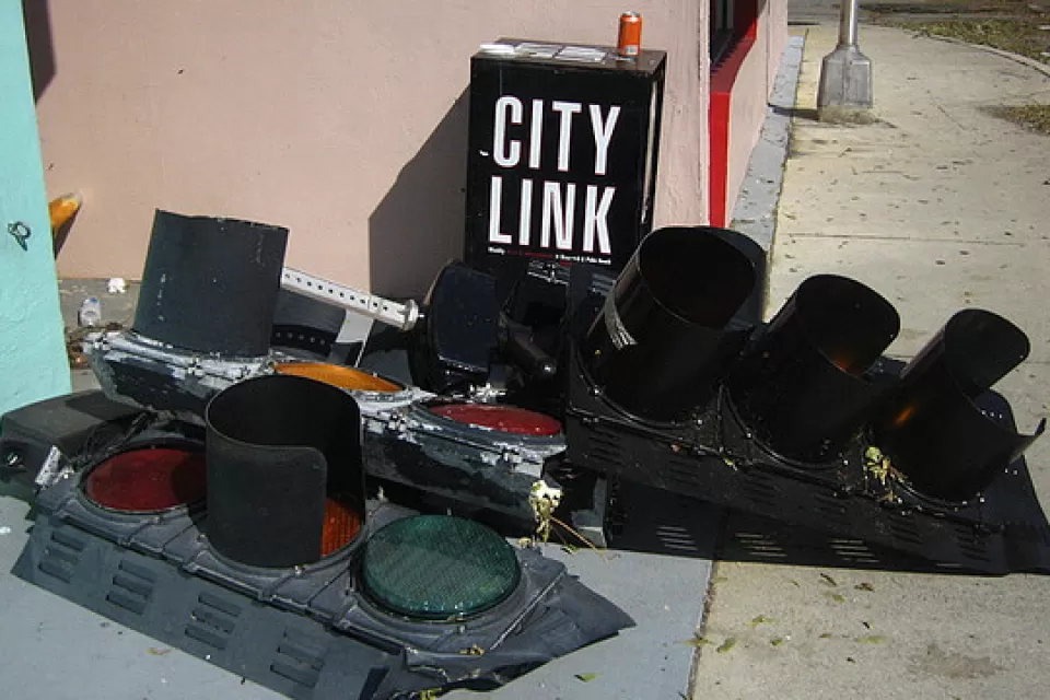 Broken Traffic Light